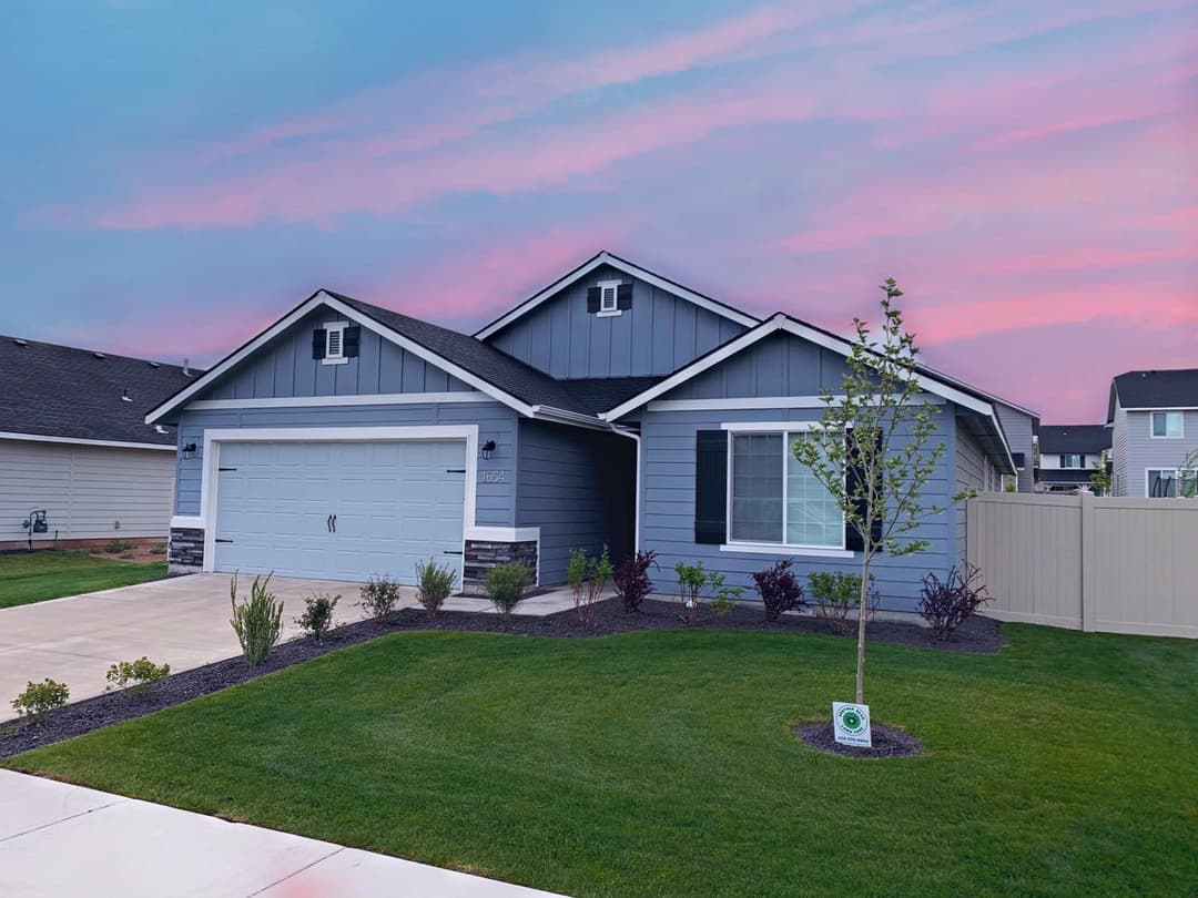 Crafting Outdoor Elegance Since 2018